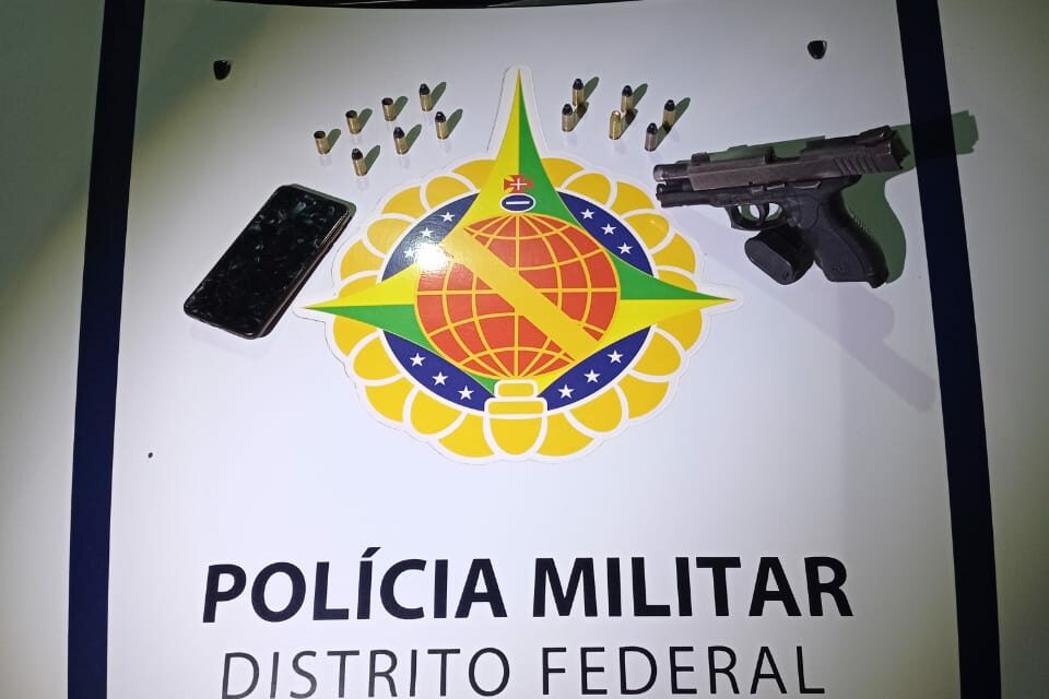 Apreeensão de arma e droga pela PMDF em Samambaia