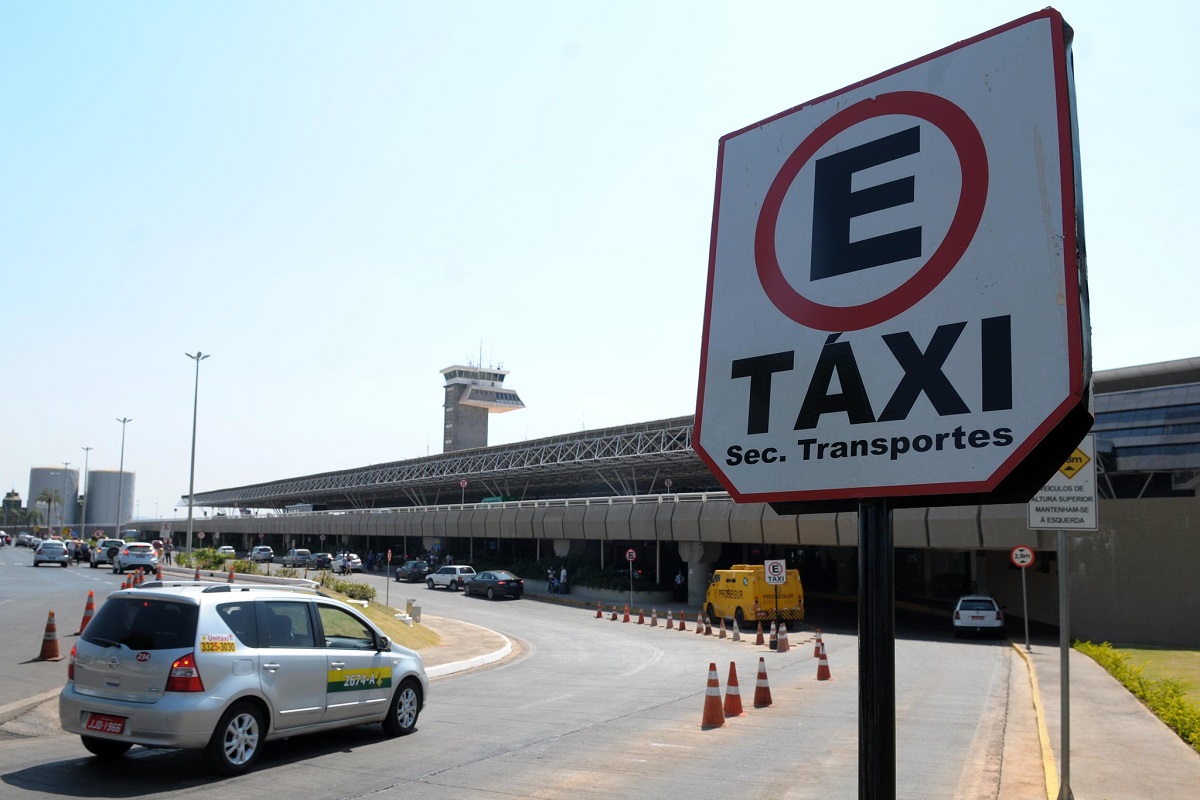 Taxistas no Aeroporto de Brasília