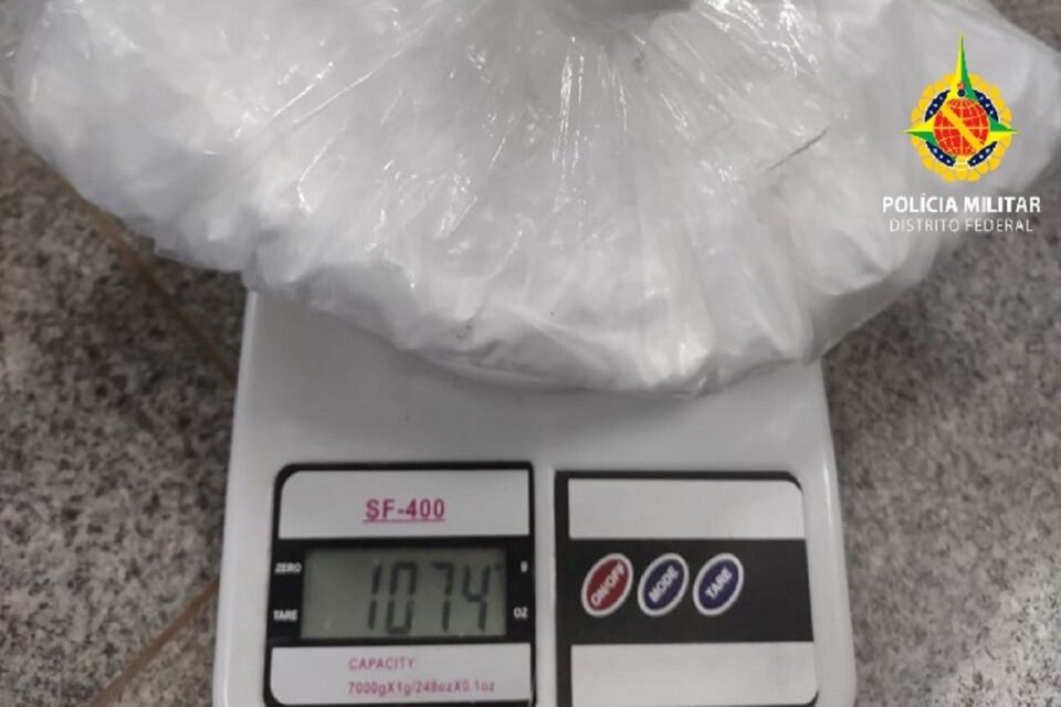 PMDF apreende 1 kg de cocaína