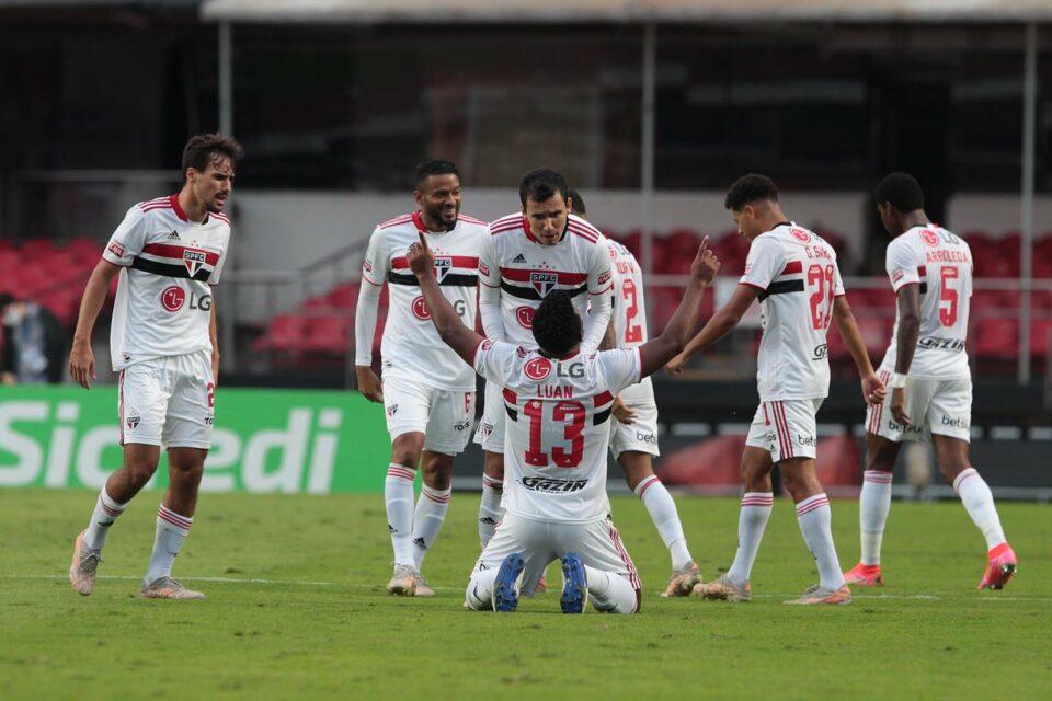 Palmeiras vence o Santos e conquista o Campeonato Paulista