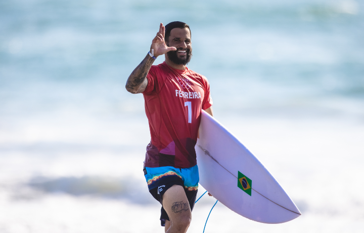 Italo Ferreira conquista medalha de ouro na estreia do surfe nas Olimpíadas  – Mais Brasília