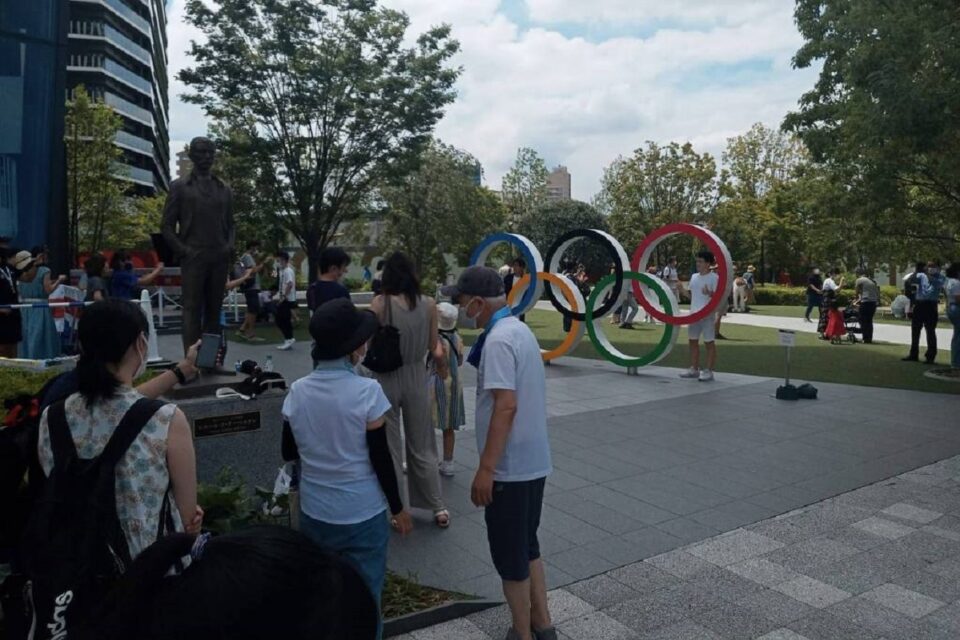 Aros olímpicos em Tóquio