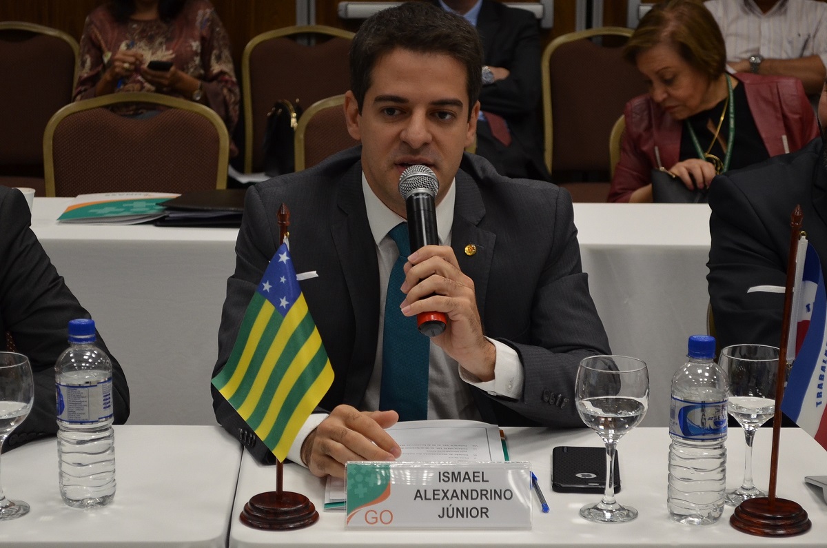 Ismael Alexandrino, secretário de Saúde de Goiás