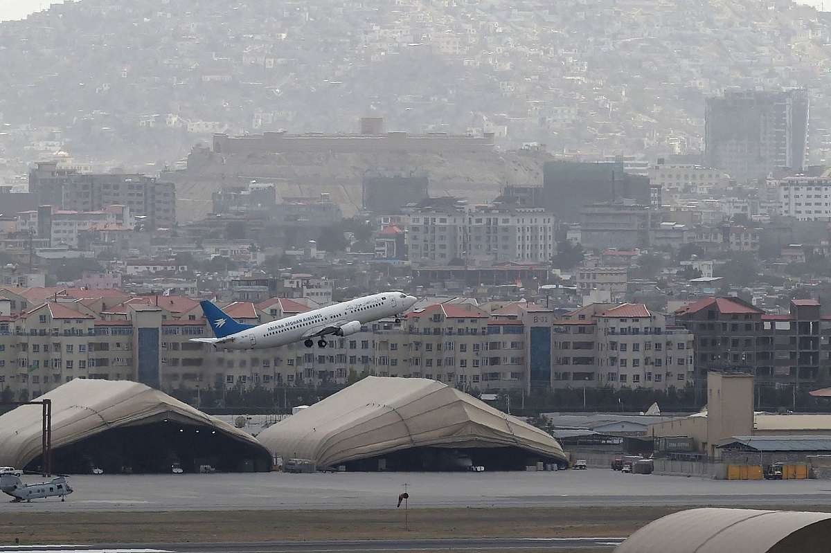 Avião em Cabul