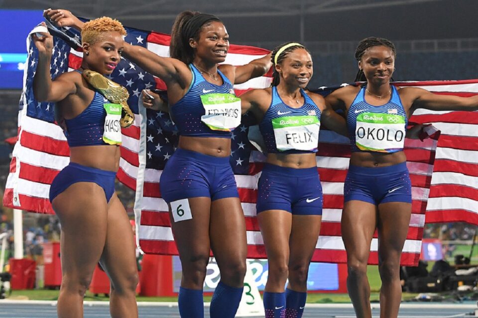 EUA avançam à final do 4x400 m feminino, nas Olimpíadas