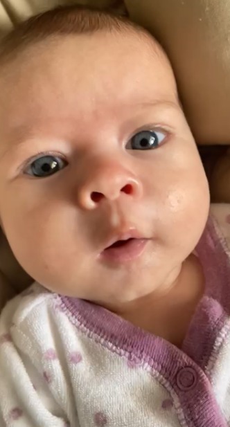 Bebê de 2 meses fala bom dia e viraliza no TikTok com mais de 700 mil  visualizações – Mais Brasília